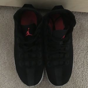 Jordan Reveal Size 10.5